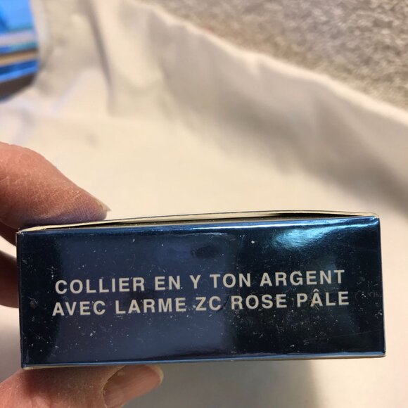 Avon Silvertone Y Necklace With Light Rose CZ Teardrop - Picture 4 of 12